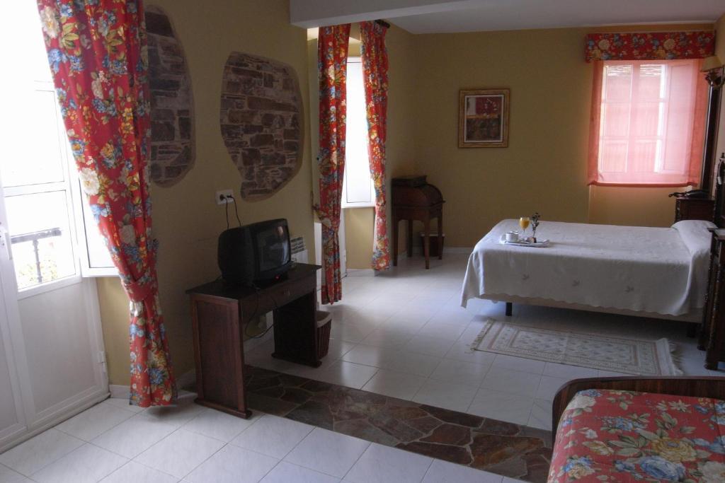 Hotel Amadora - Admite Mascotas บาร์เรรอส ภายนอก รูปภาพ