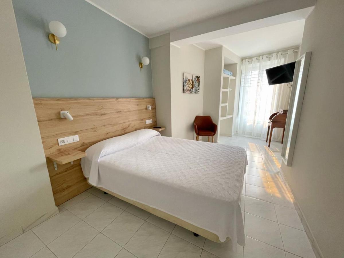 Hotel Amadora - Admite Mascotas บาร์เรรอส ภายนอก รูปภาพ
